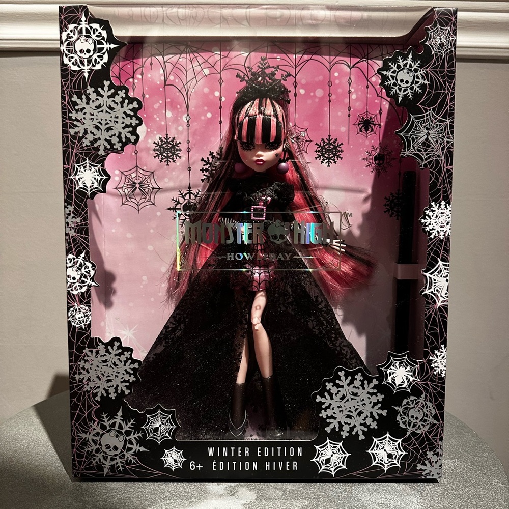 Monster High Winter Edition Draculaura Doll